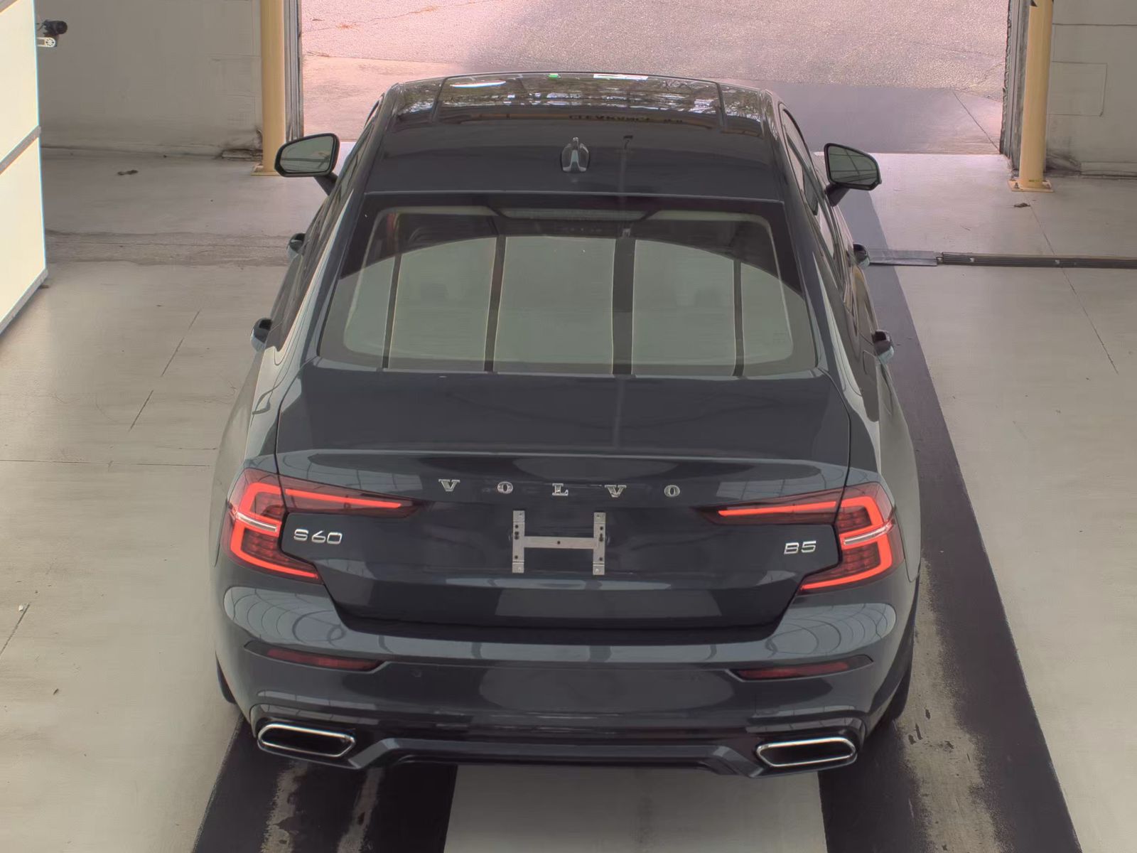 2022 Volvo S60 B5 Inscription FWD