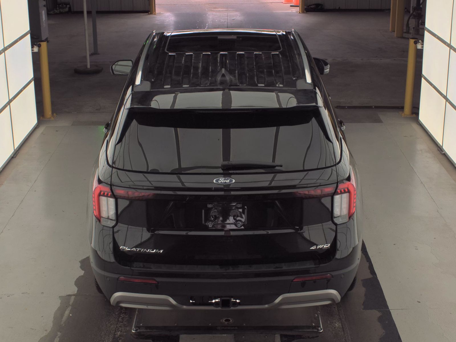 2025 Ford Explorer Platinum AWD