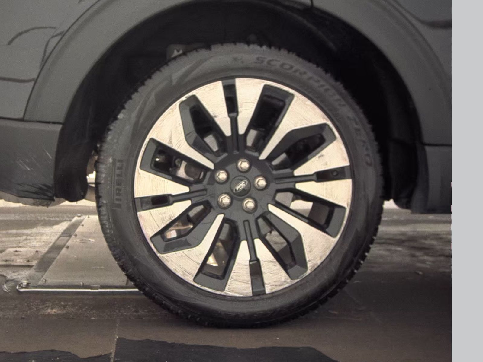 2025 Ford Explorer Platinum AWD