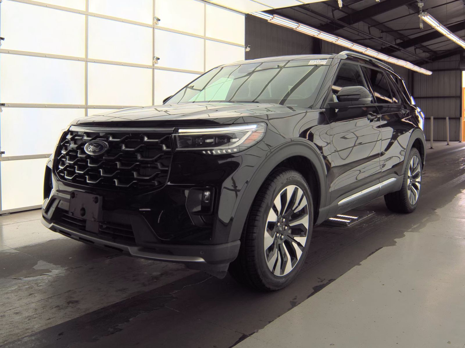 2025 Ford Explorer Platinum AWD