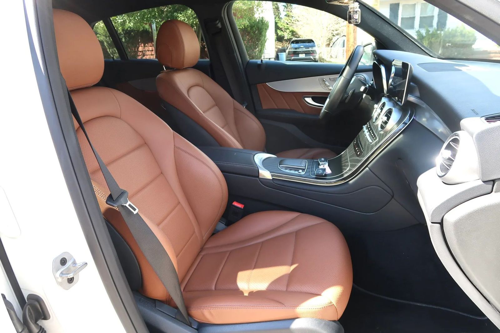 2021 Mercedes-Benz GLC GLC 300 AWD