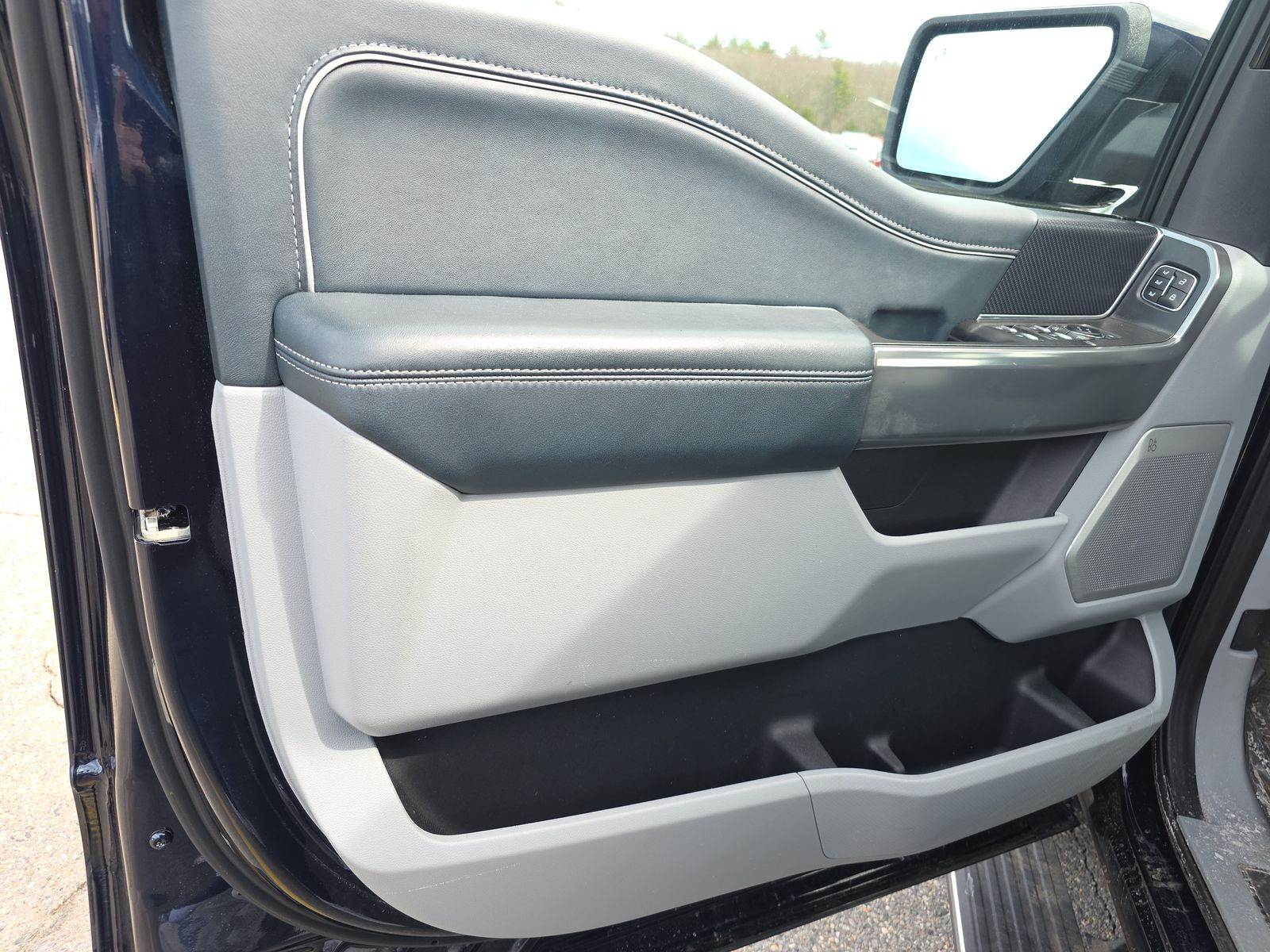 2023 Ford F-150 Hybrid Limited AWD