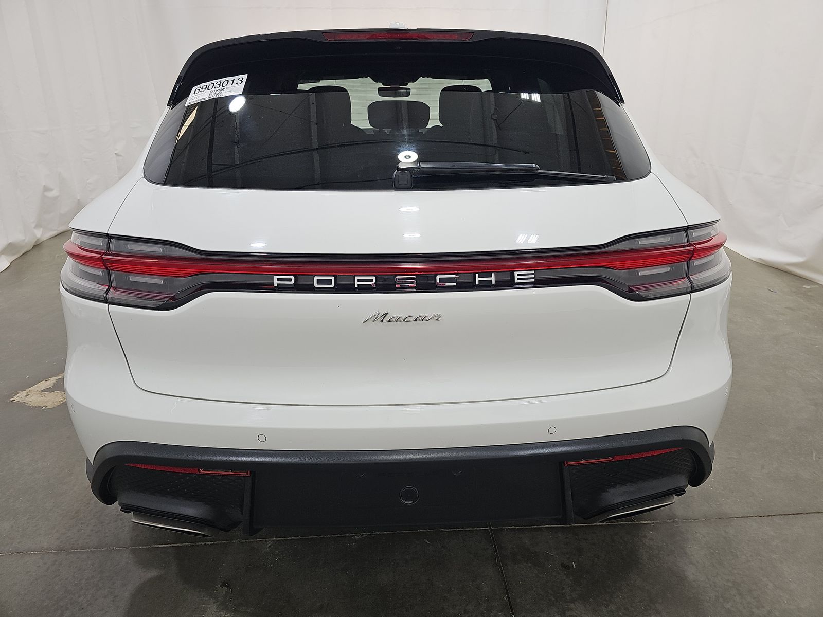 2022 Porsche Macan Base AWD