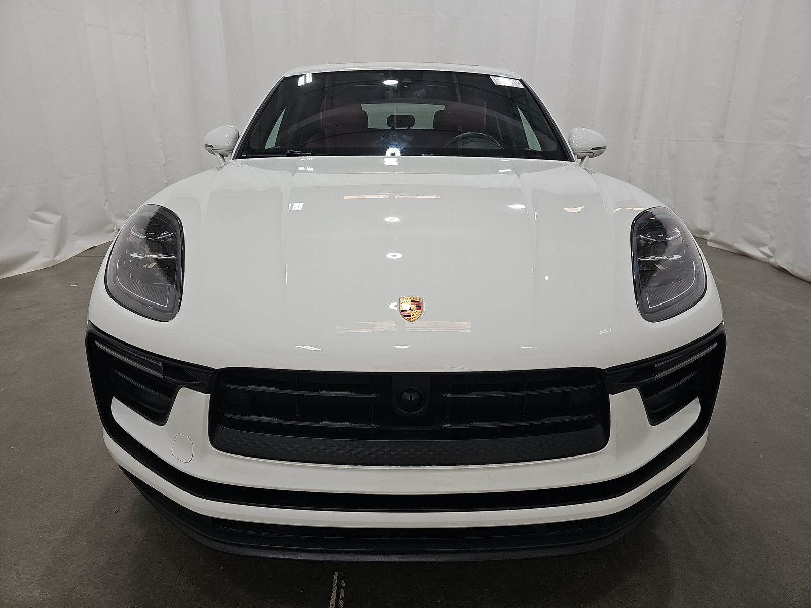 2022 Porsche Macan Base AWD