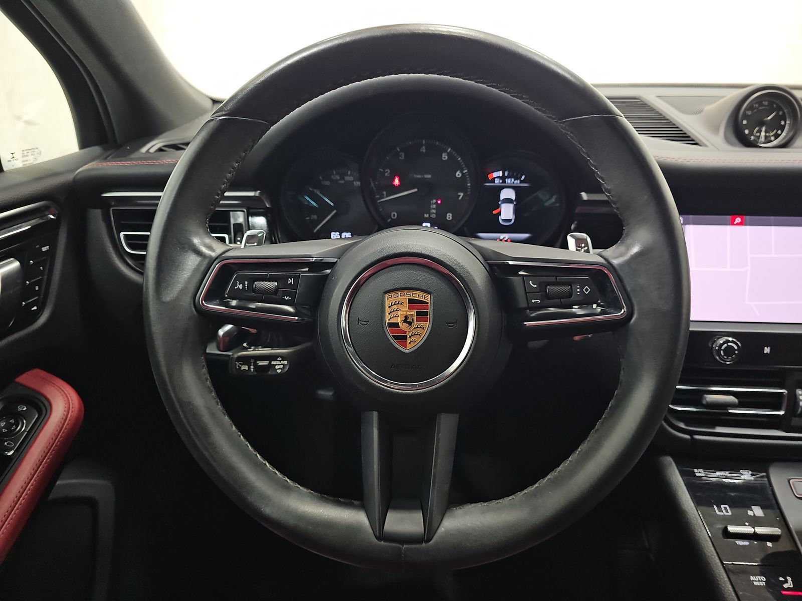 2022 Porsche Macan Base AWD