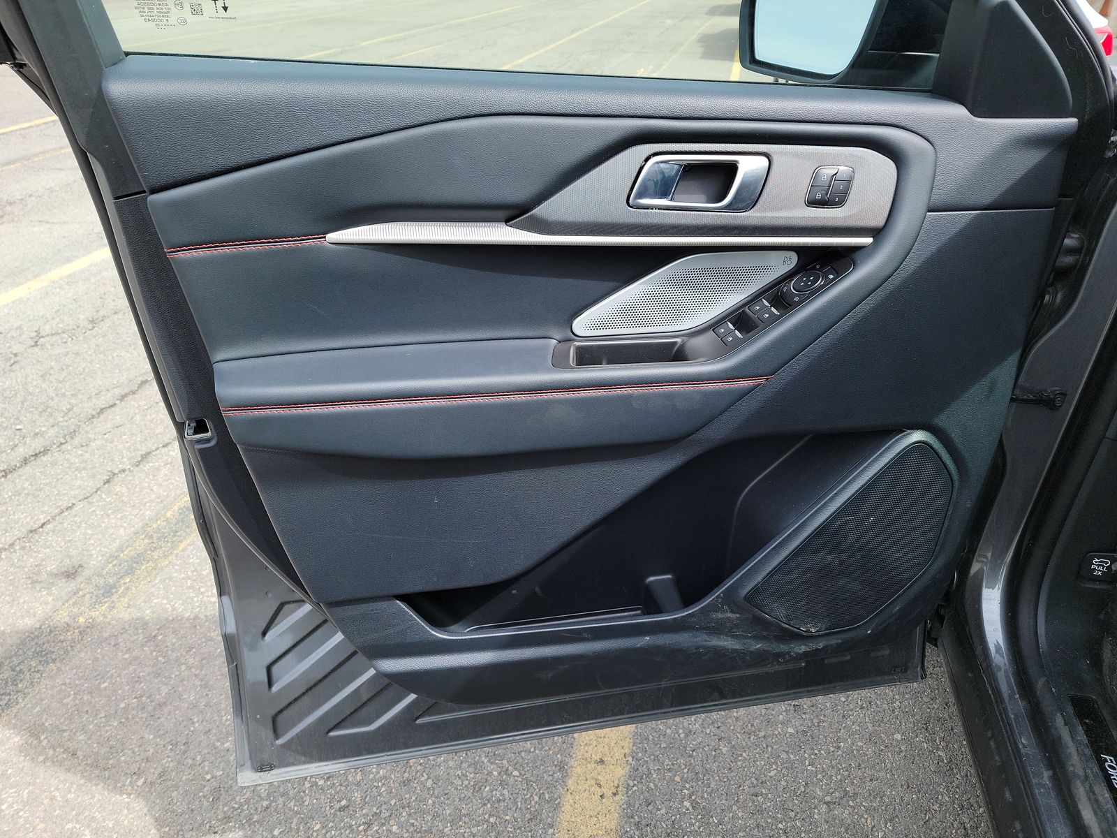 2025 Ford Explorer ST AWD