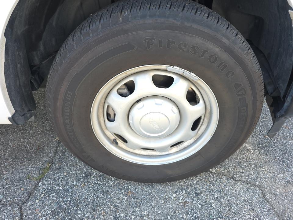 2022 Ford F-150 XL RWD