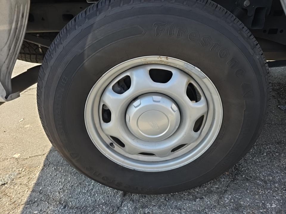 2022 Ford F-150 XL RWD