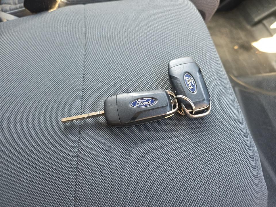 2022 Ford F-150 XL RWD