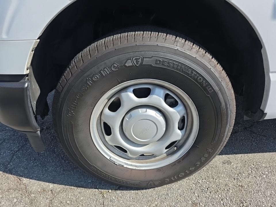 2022 Ford F-150 XL RWD