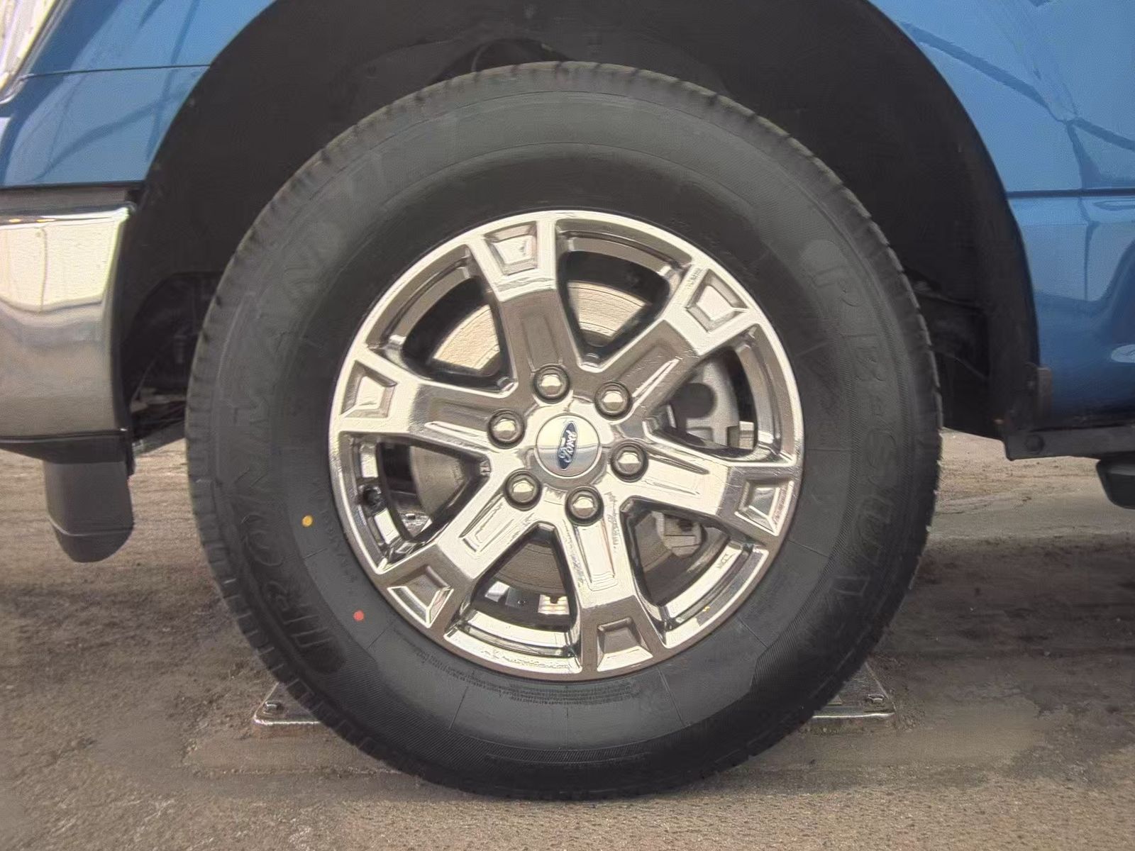 2023 Ford F-150 XLT AWD