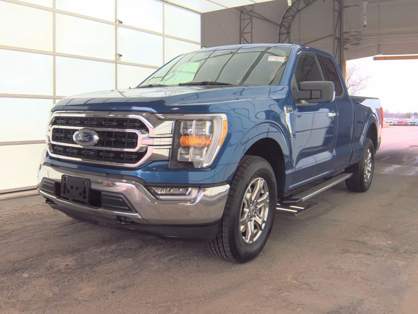 2023 Ford F-150 XLT AWD