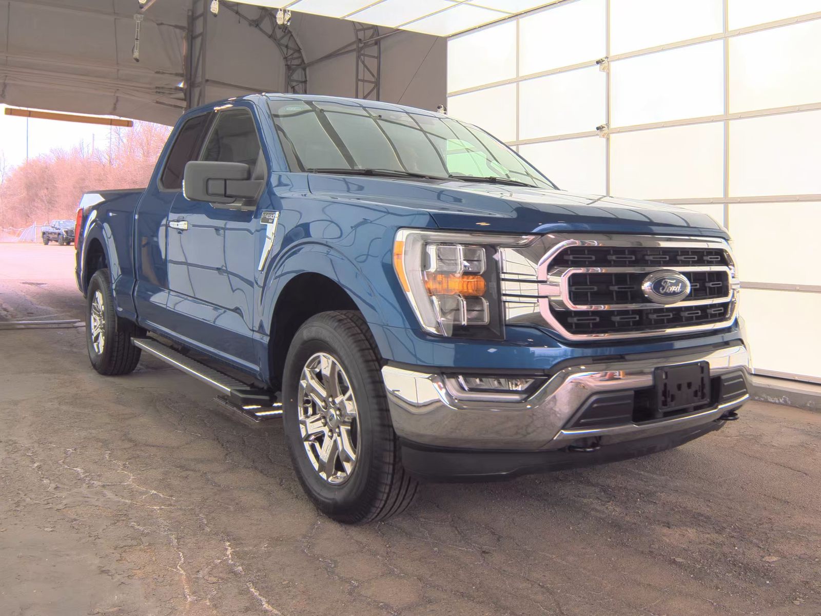 2023 Ford F-150 XLT AWD