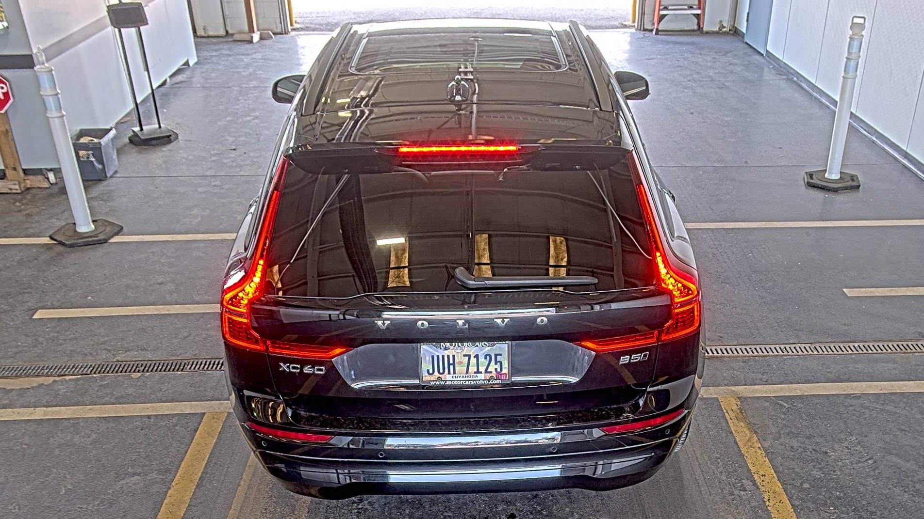 2022 Volvo XC60 B5 Momentum AWD