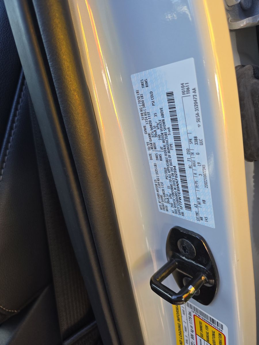 2022 Ford F-150 Lariat AWD