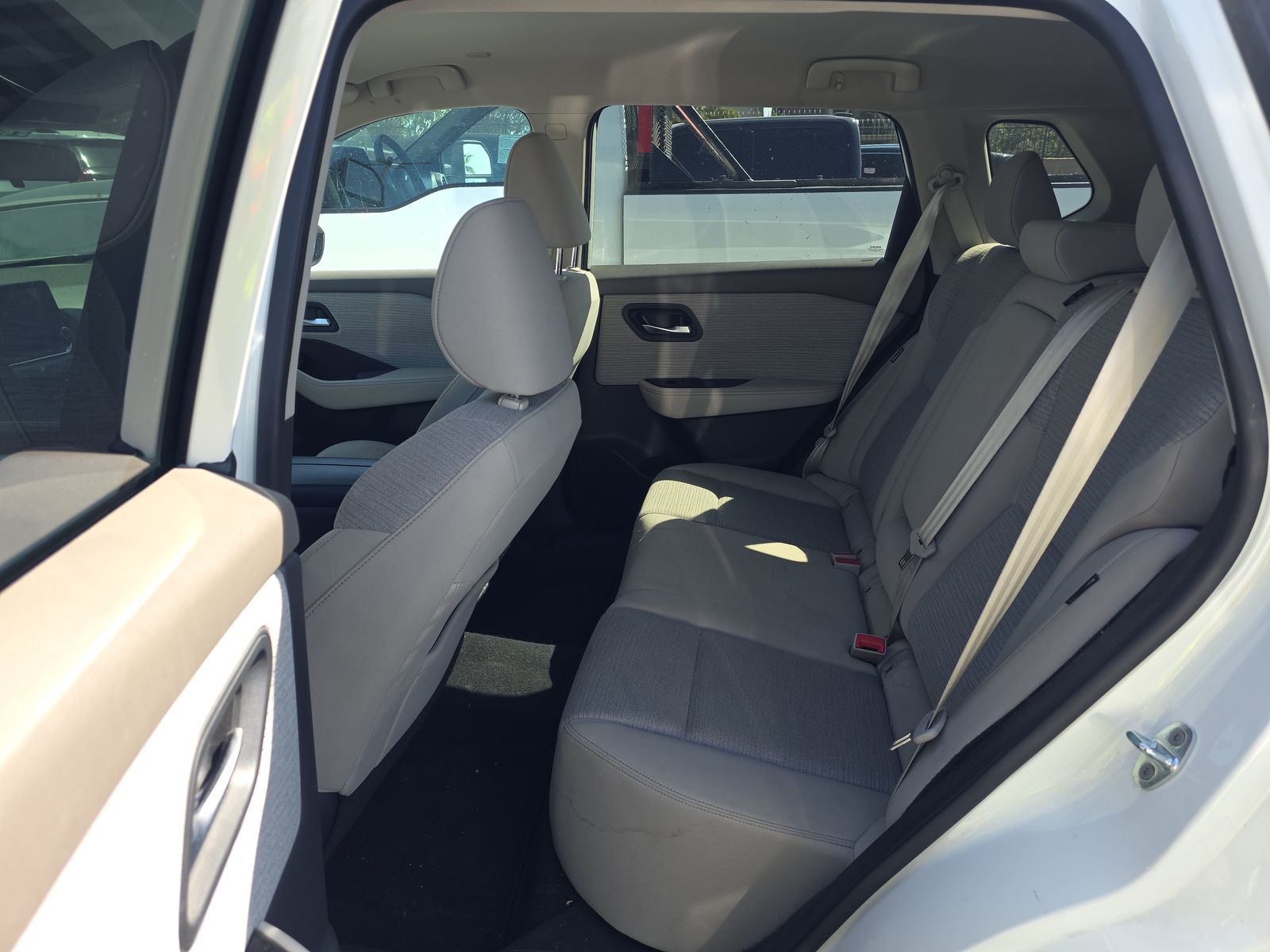 2022 Nissan Rogue SV FWD