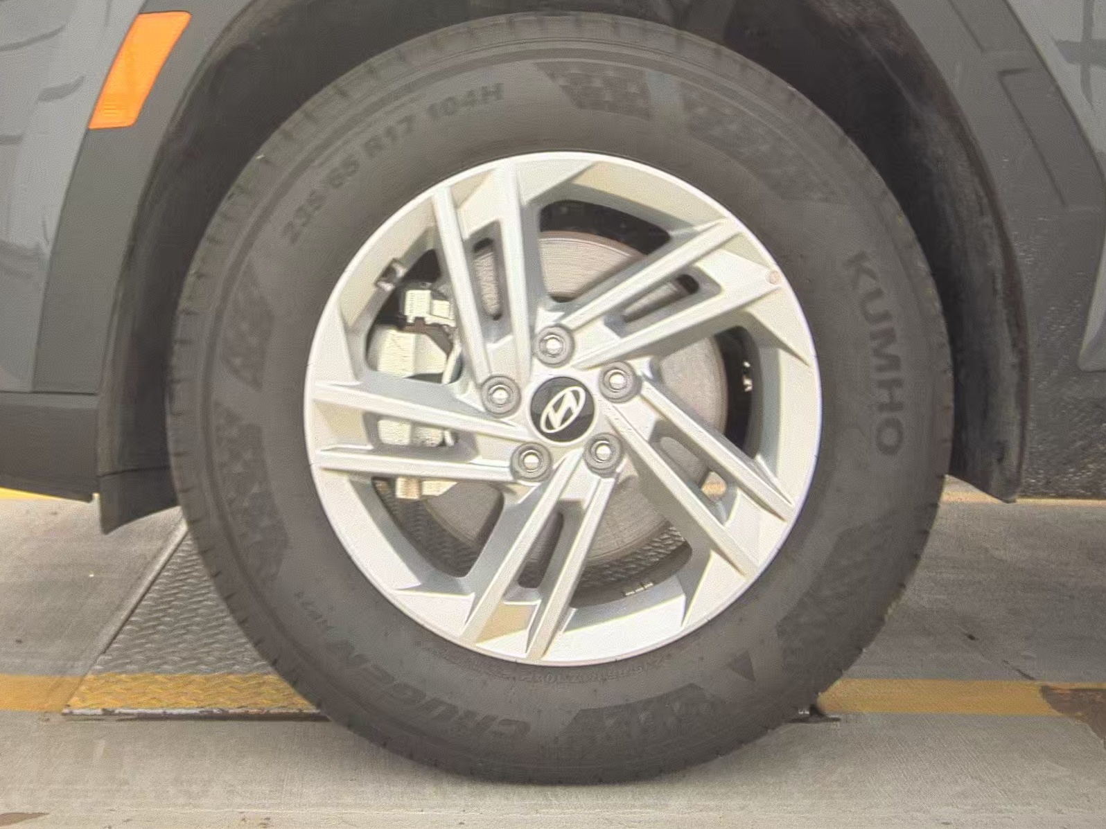 HYUNDAI UNKNOWN - 10