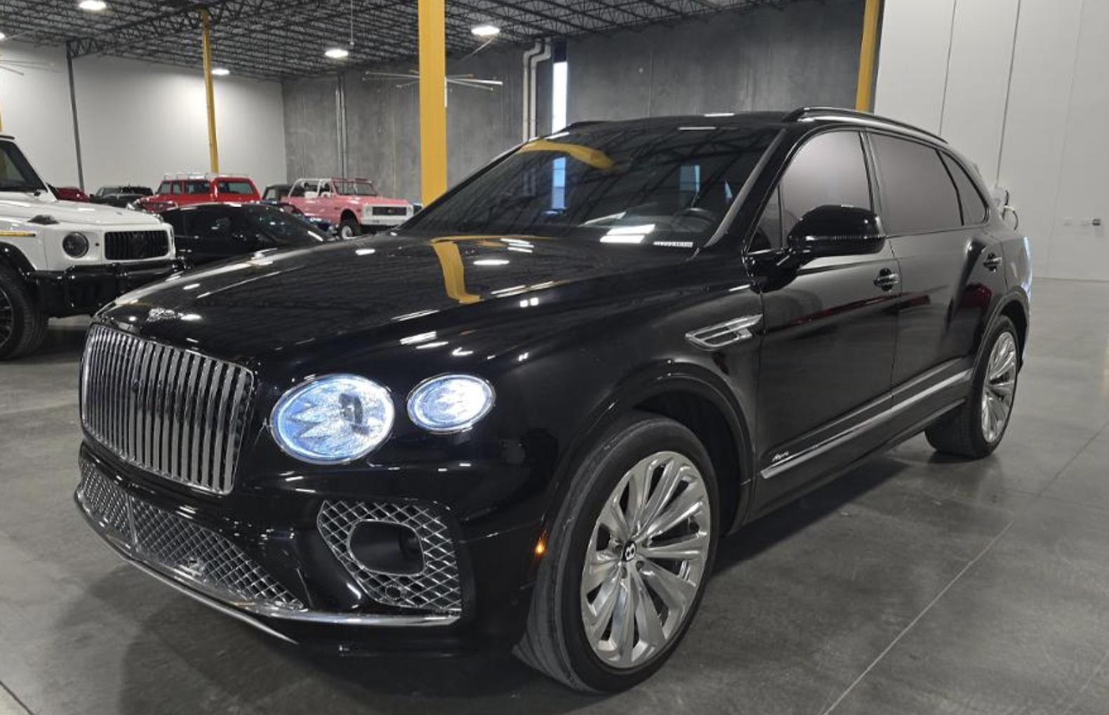 2023 Bentley Bentayga EWB Azure AWD