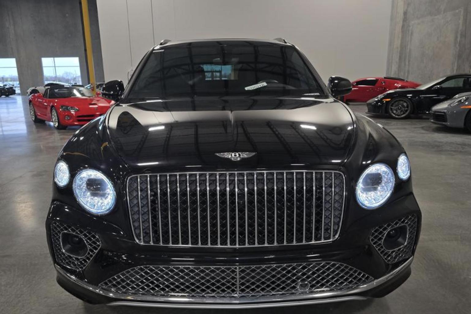 2023 Bentley Bentayga EWB Azure AWD