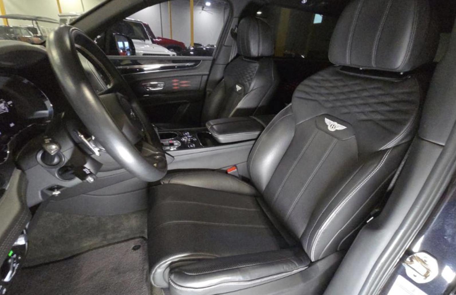 2023 Bentley Bentayga EWB Azure AWD