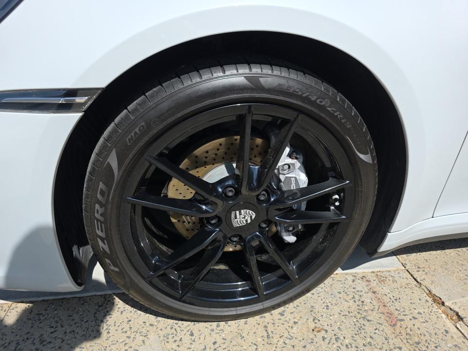 2020 Porsche 911 Carrera RWD