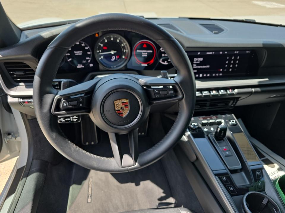 2020 Porsche 911 Carrera RWD