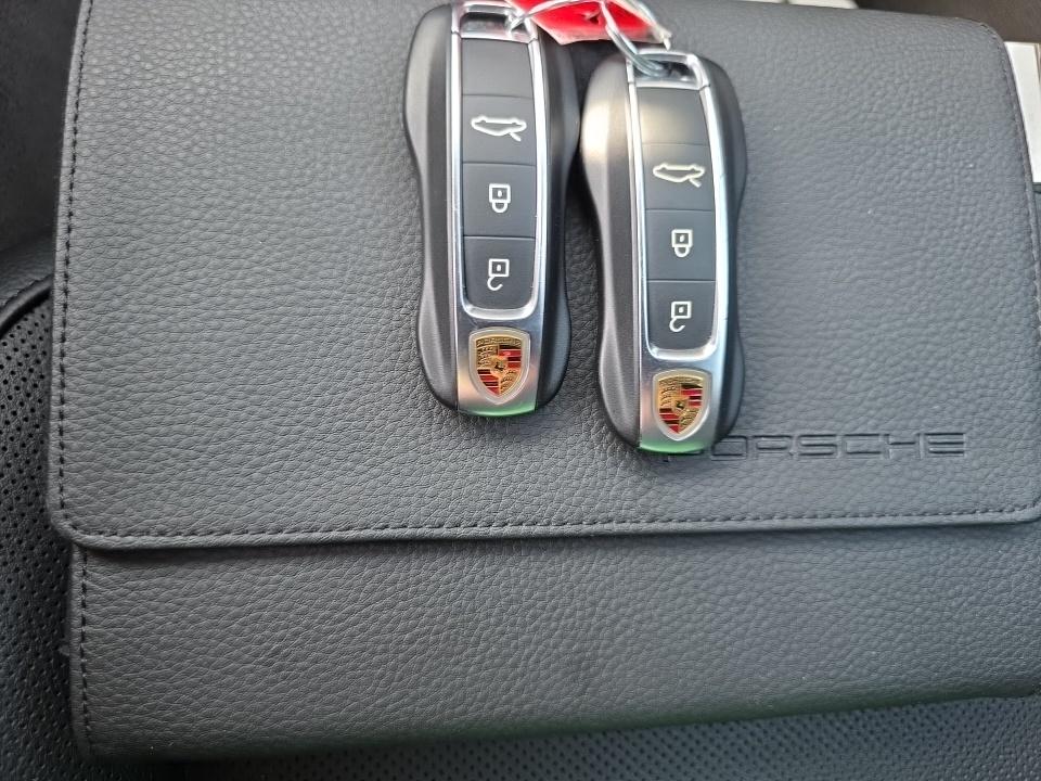 2020 Porsche 911 Carrera RWD