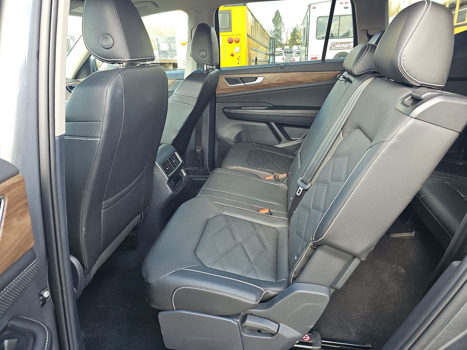 2025 Volkswagen Atlas 2.0T SE FWD