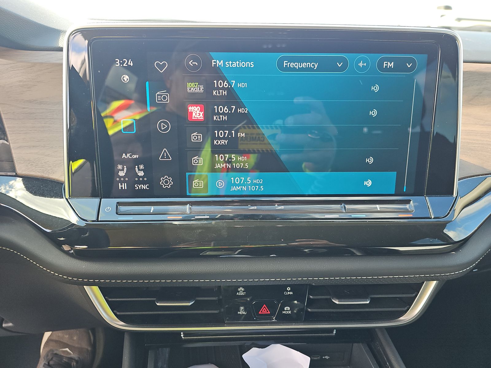 2025 Volkswagen Atlas 2.0T SE FWD