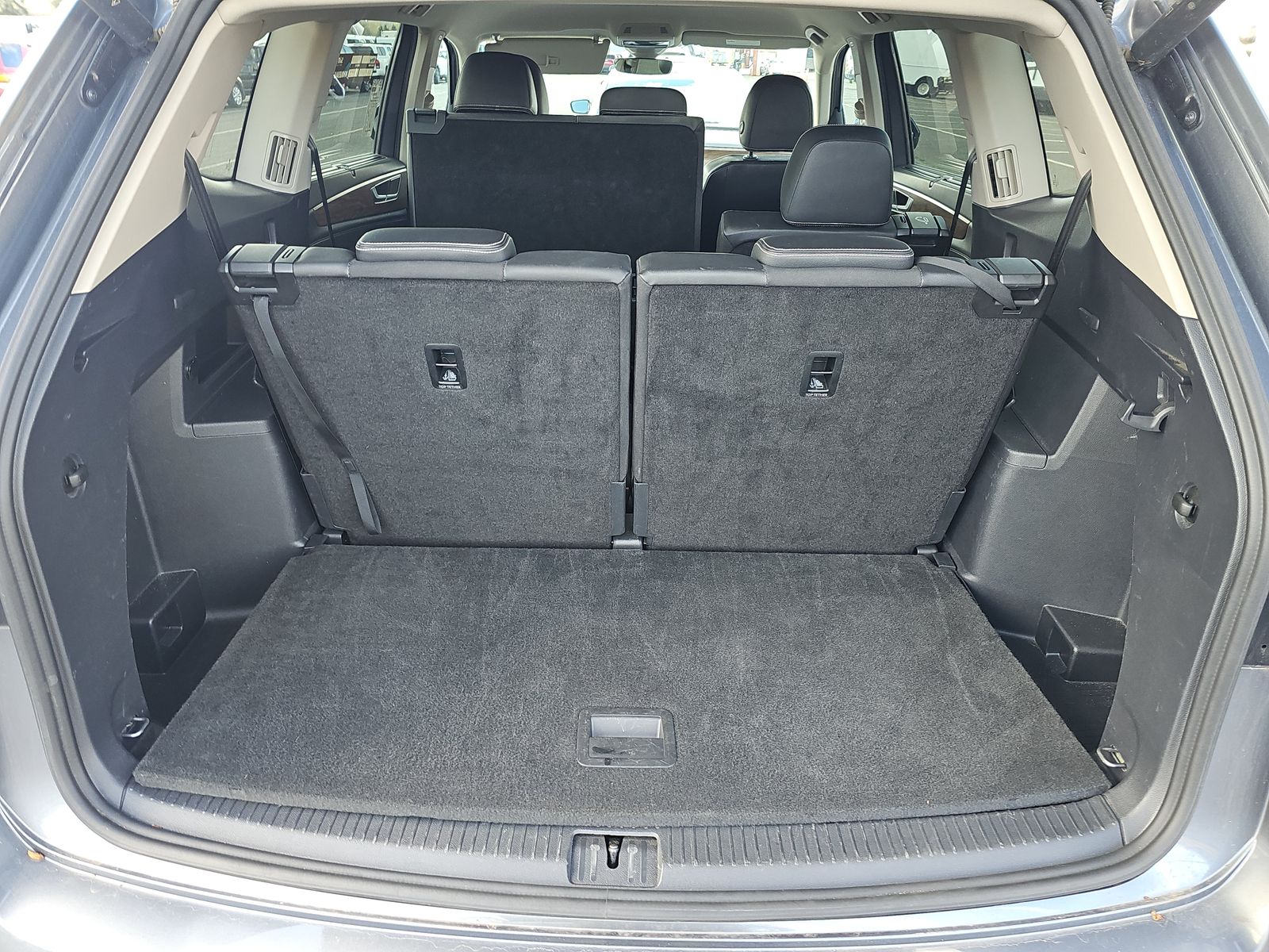 2025 Volkswagen Atlas 2.0T SE FWD