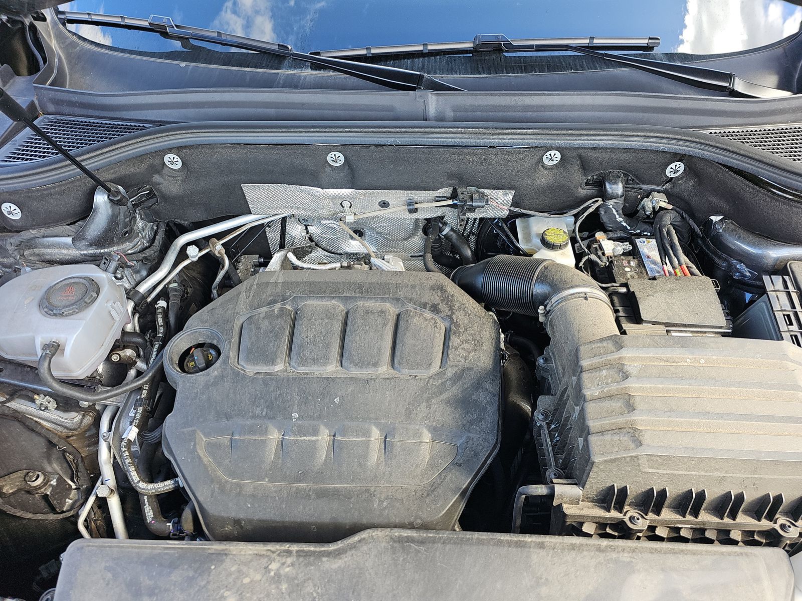 2025 Volkswagen Atlas 2.0T SE FWD