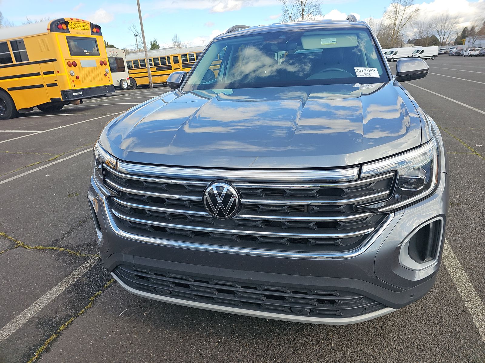 2025 Volkswagen Atlas 2.0T SE FWD