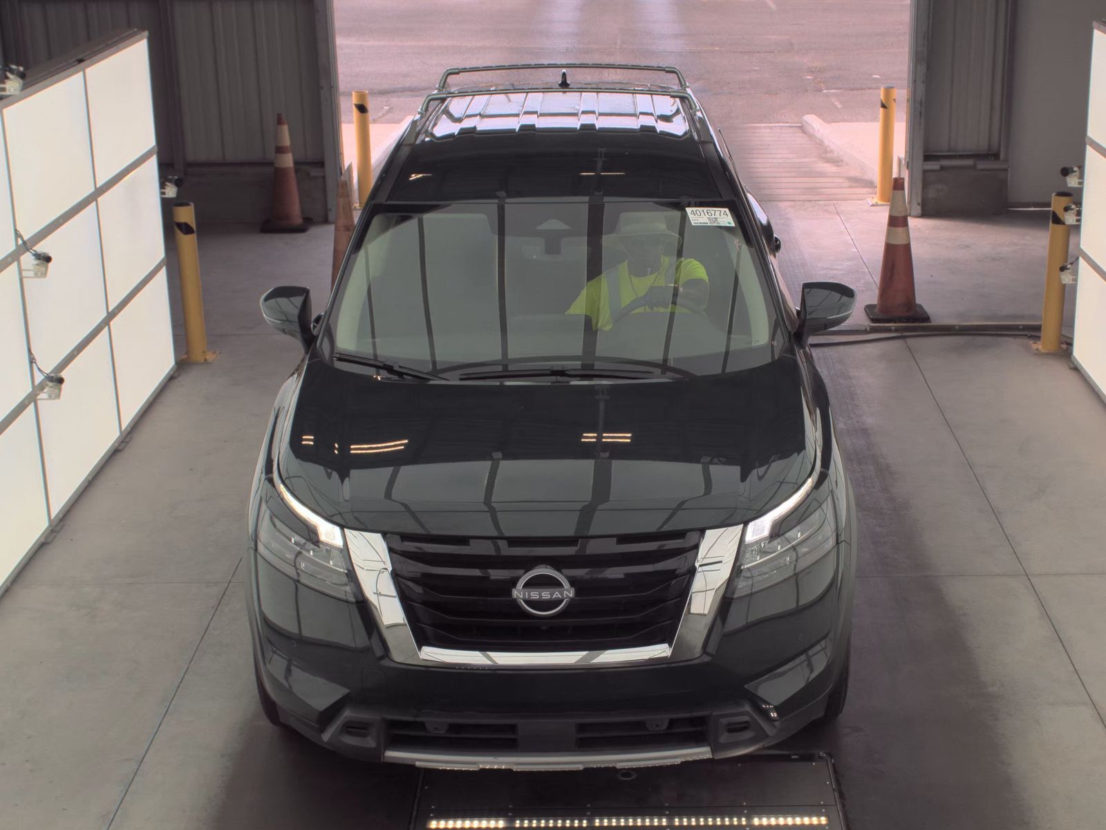 2025 Nissan Pathfinder SL AWD