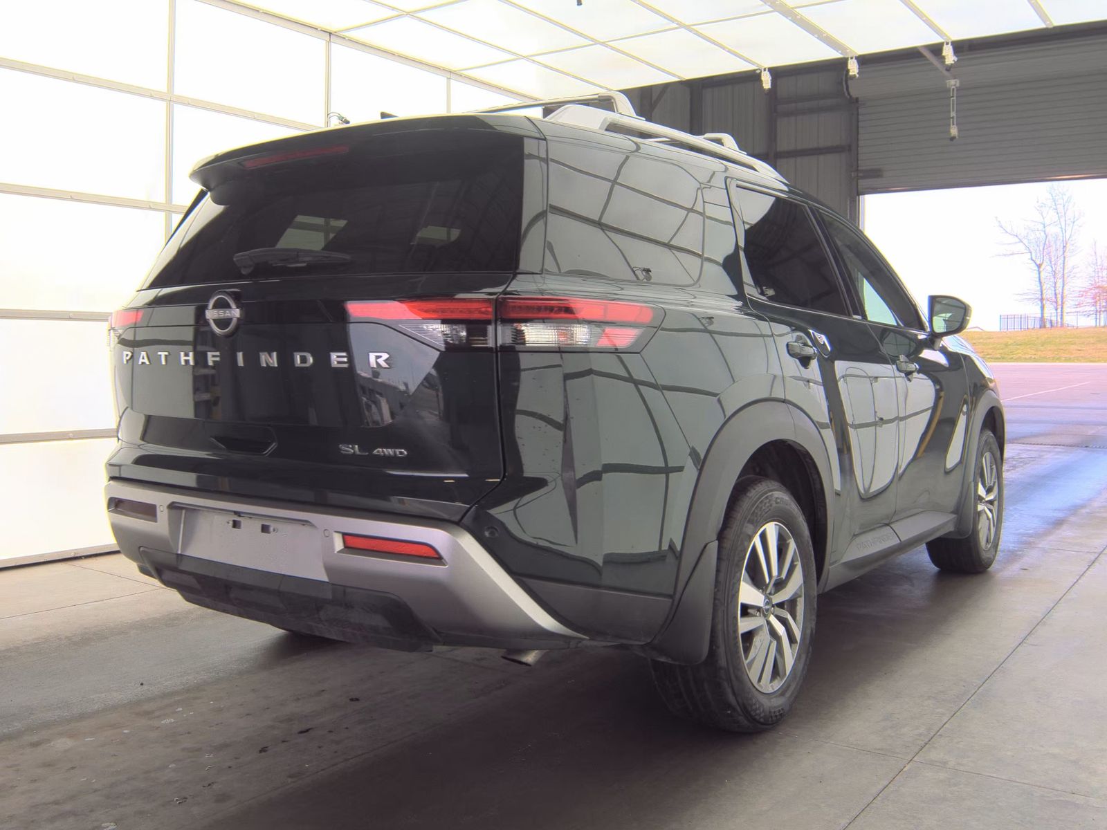 2025 Nissan Pathfinder SL AWD