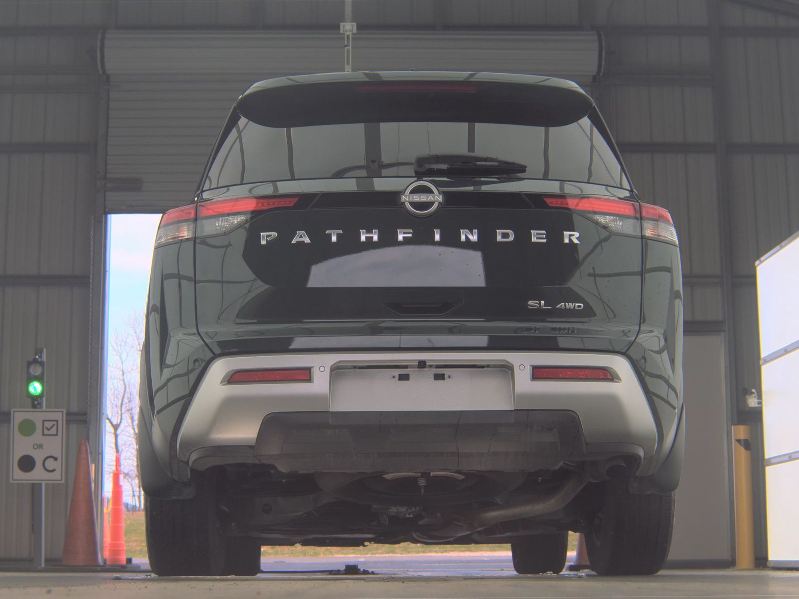 2025 Nissan Pathfinder SL AWD