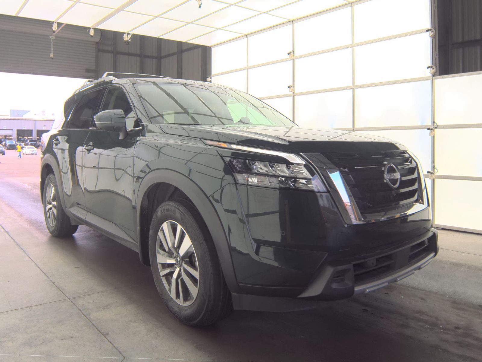 2025 Nissan Pathfinder SL AWD