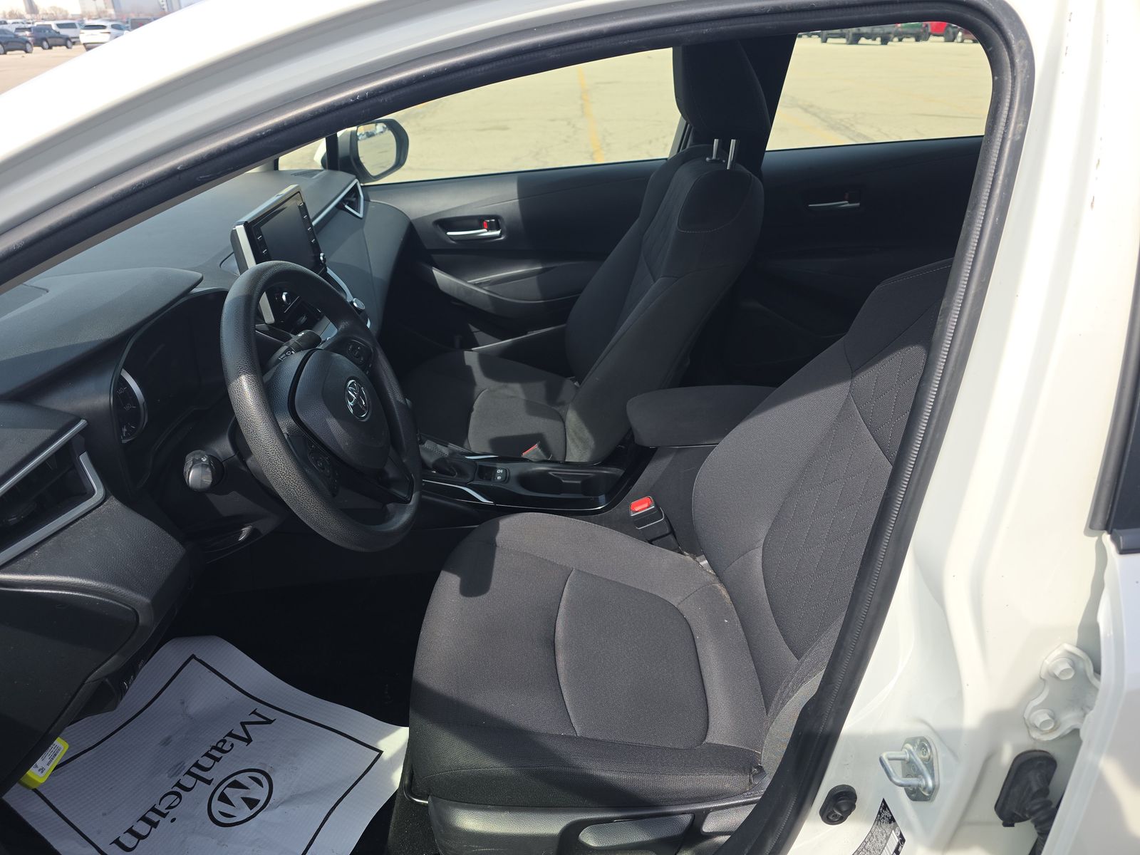 2020 Toyota Corolla LE FWD