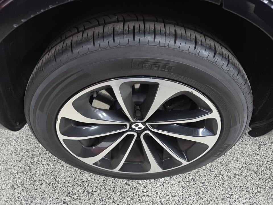 2018 Bentley Bentayga W12 Signature AWD