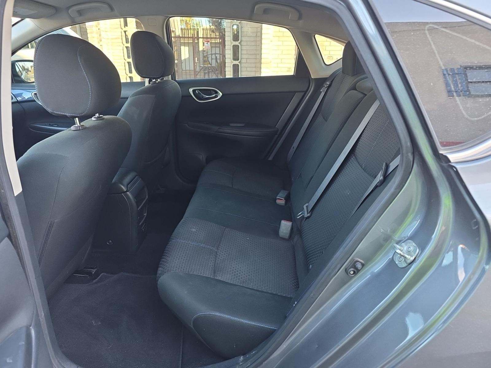 NISSAN SENTRA - 8