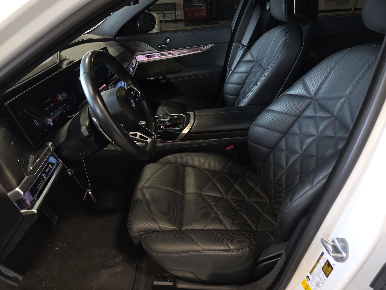 2024 BMW 7 Series 740i RWD