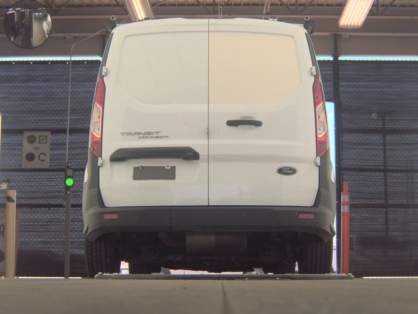 FORD TRANSIT CONNECT - 8