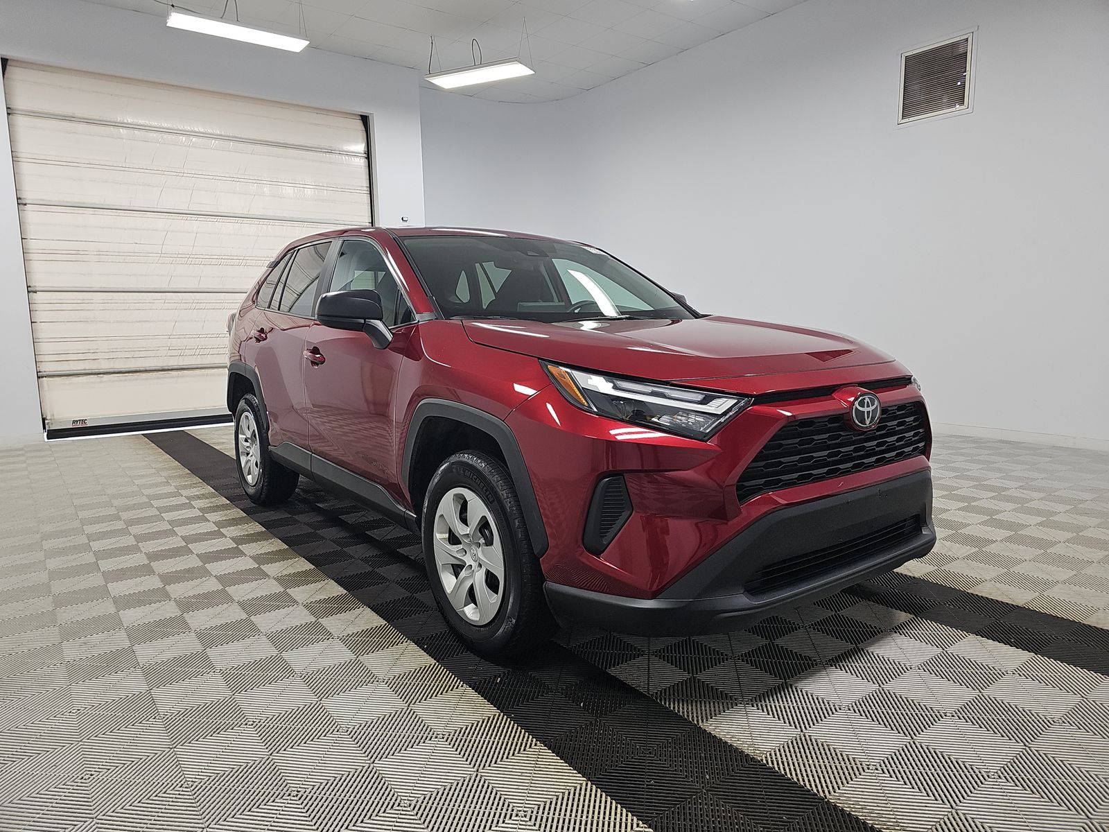 2024 Toyota RAV4 LE AWD