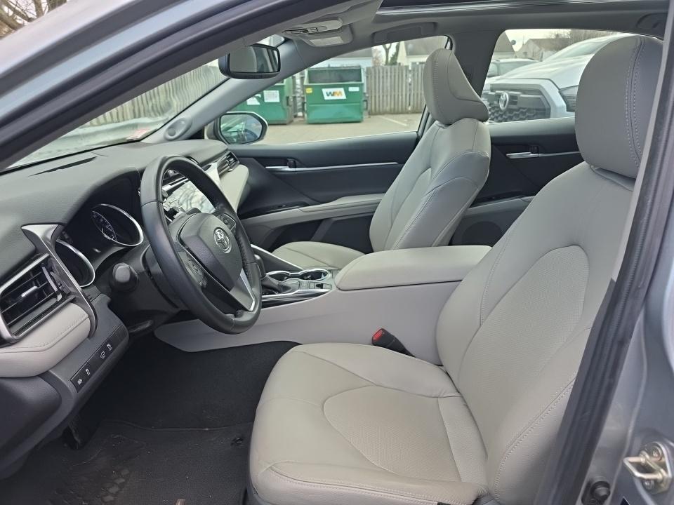 2019 Toyota Camry XLE FWD