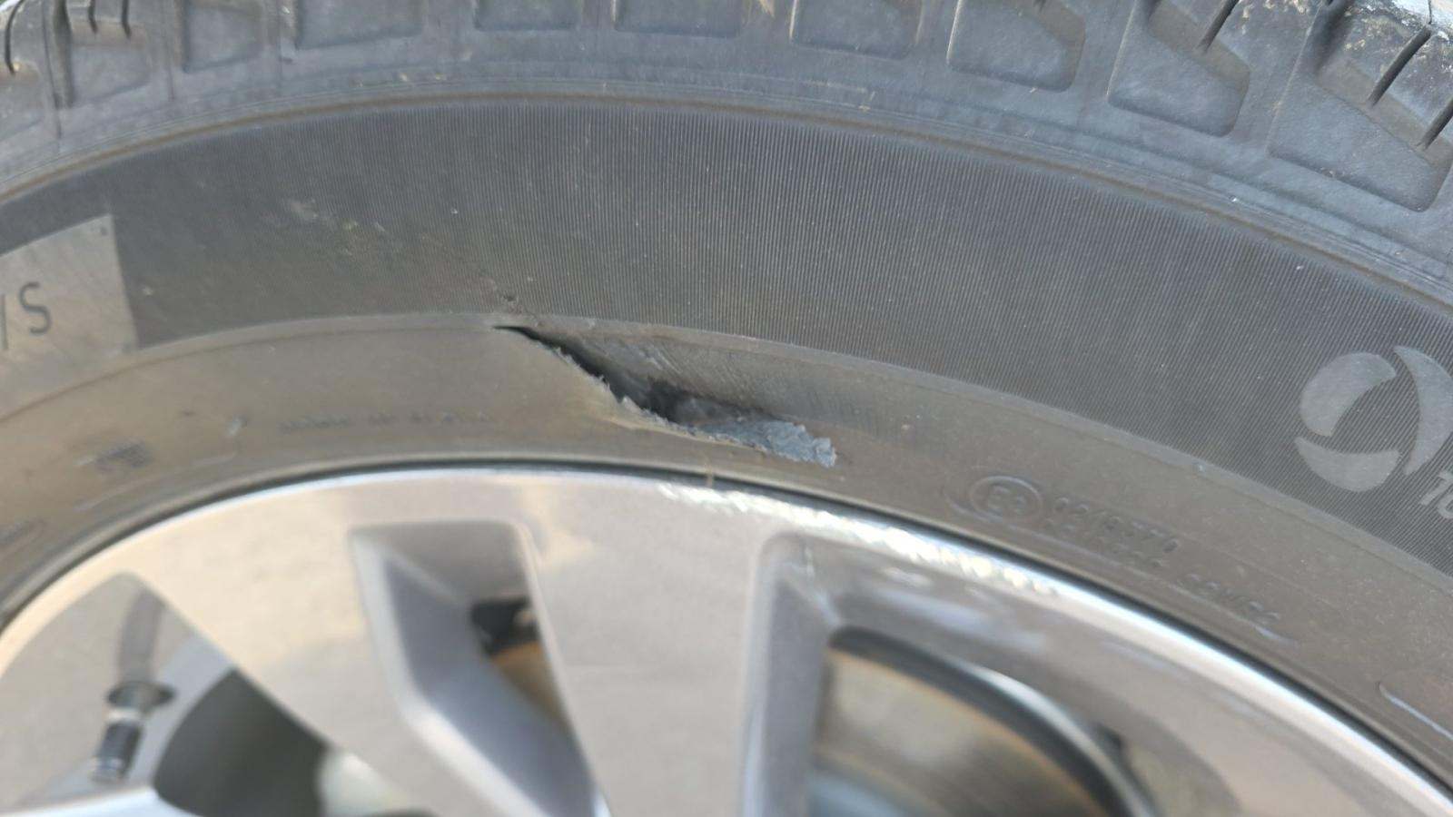 2024 Ford Explorer XLT AWD