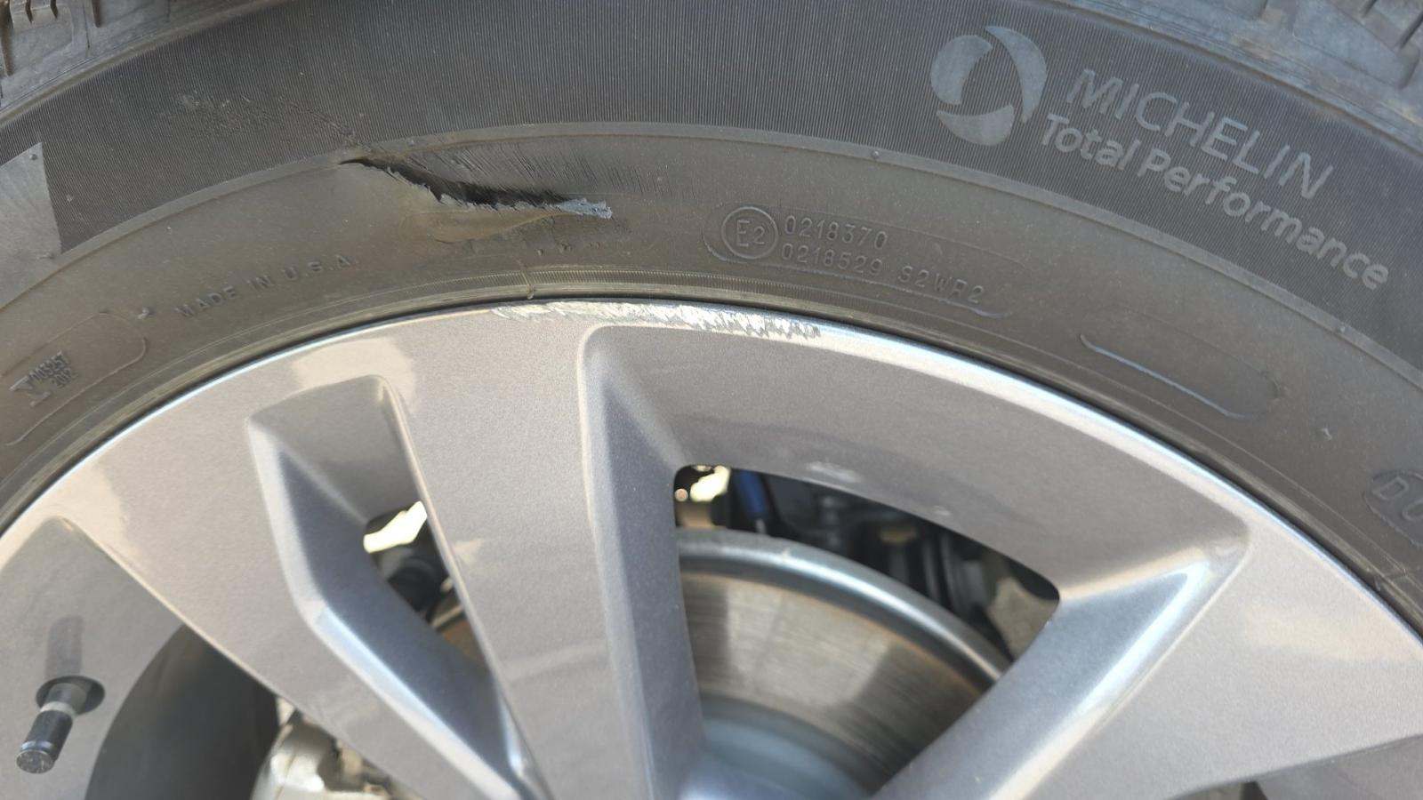 2024 Ford Explorer XLT AWD