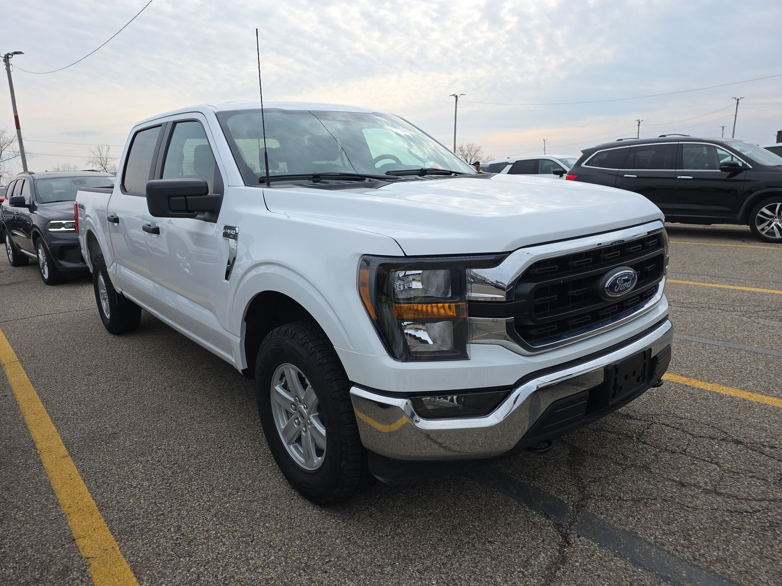 2023 Ford F-150 XLT AWD