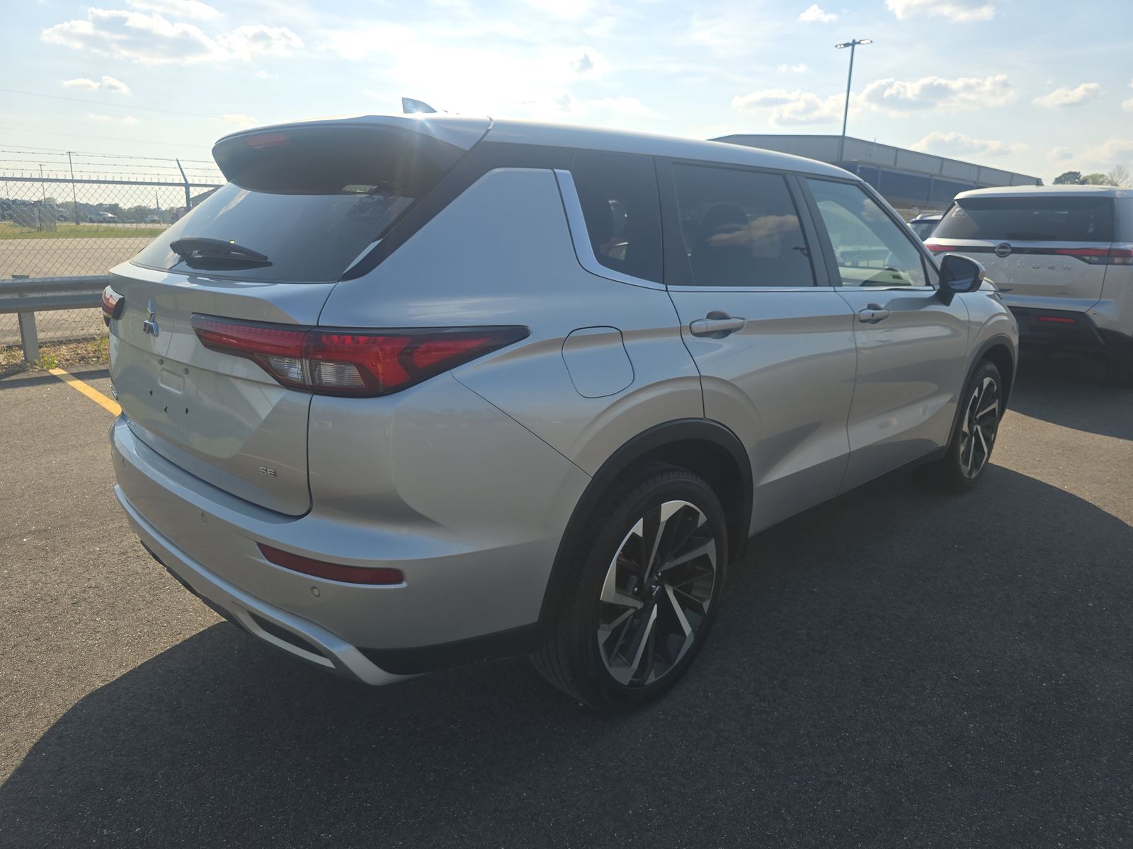 2024 Mitsubishi Outlander SE FWD