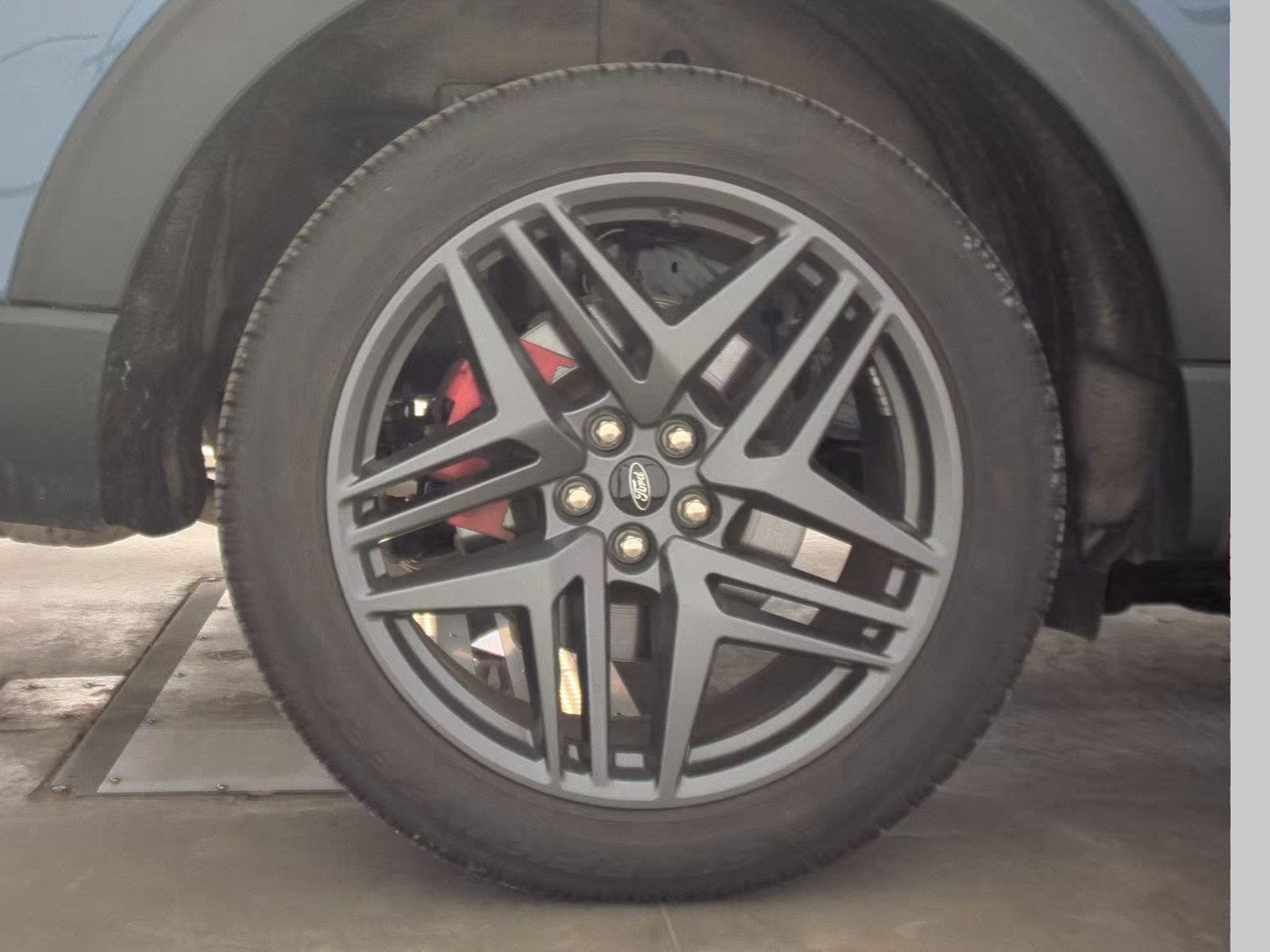 2025 Ford Explorer ST-Line AWD