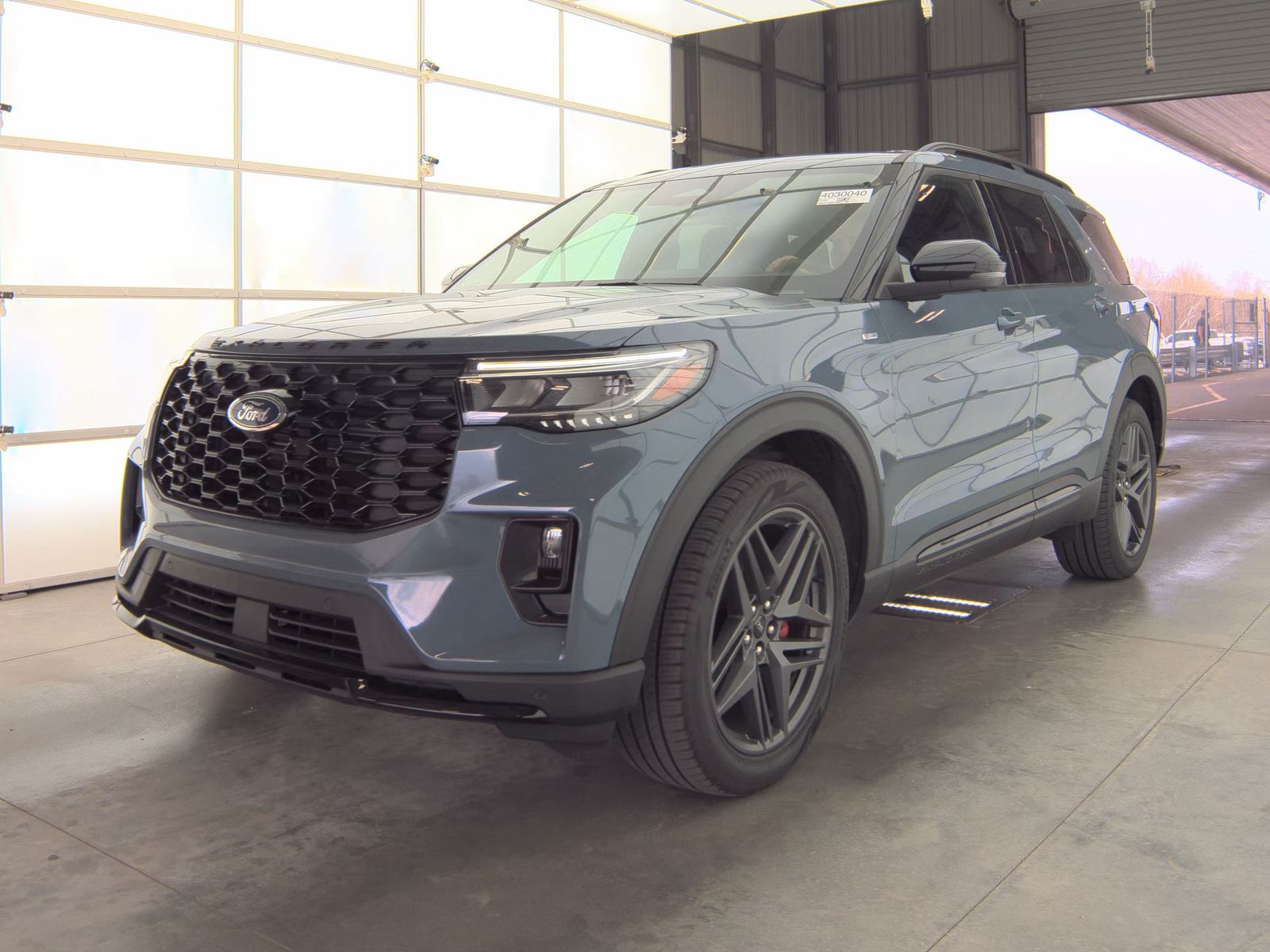 2025 Ford Explorer ST-Line AWD