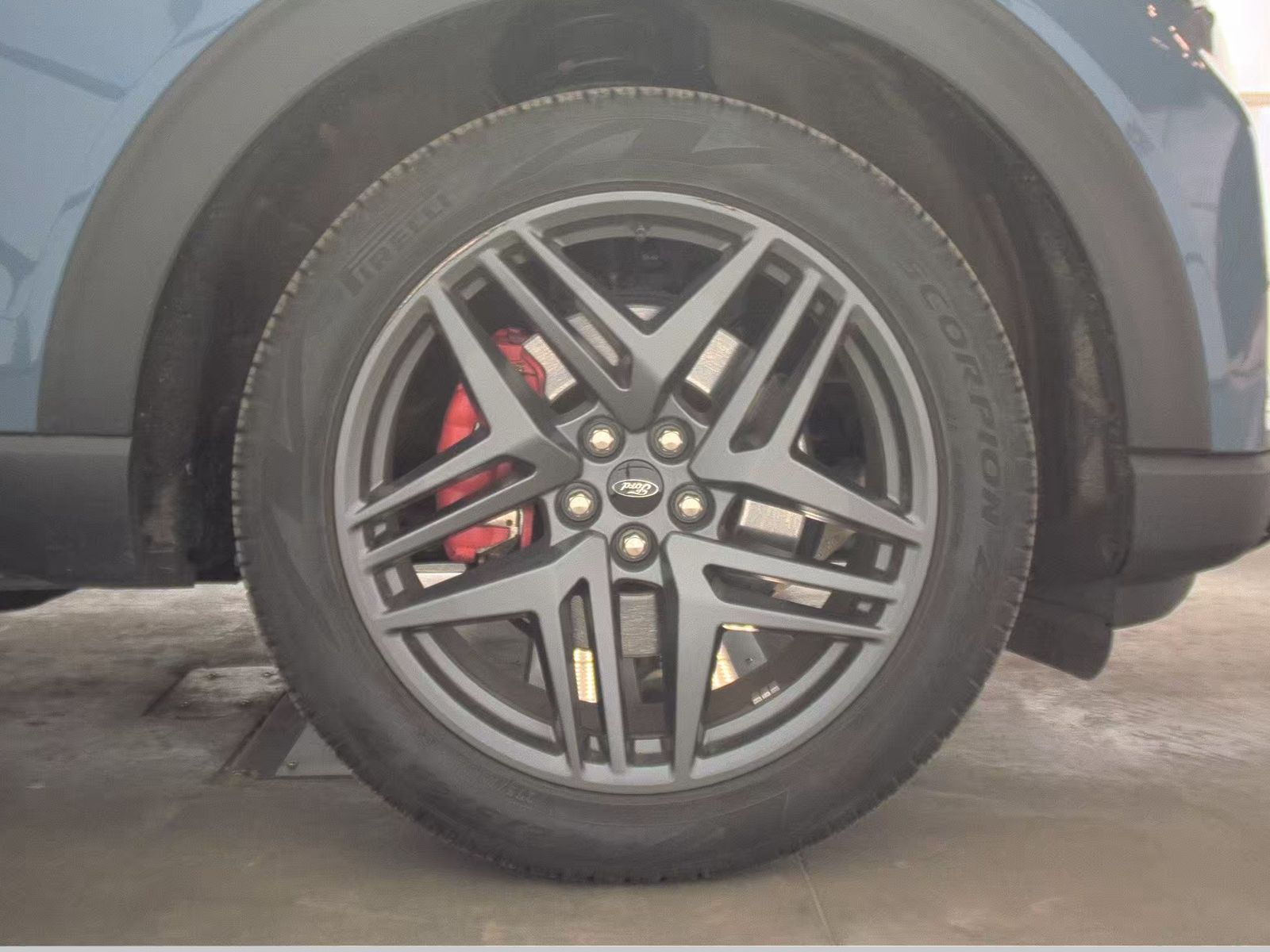 2025 Ford Explorer ST-Line AWD